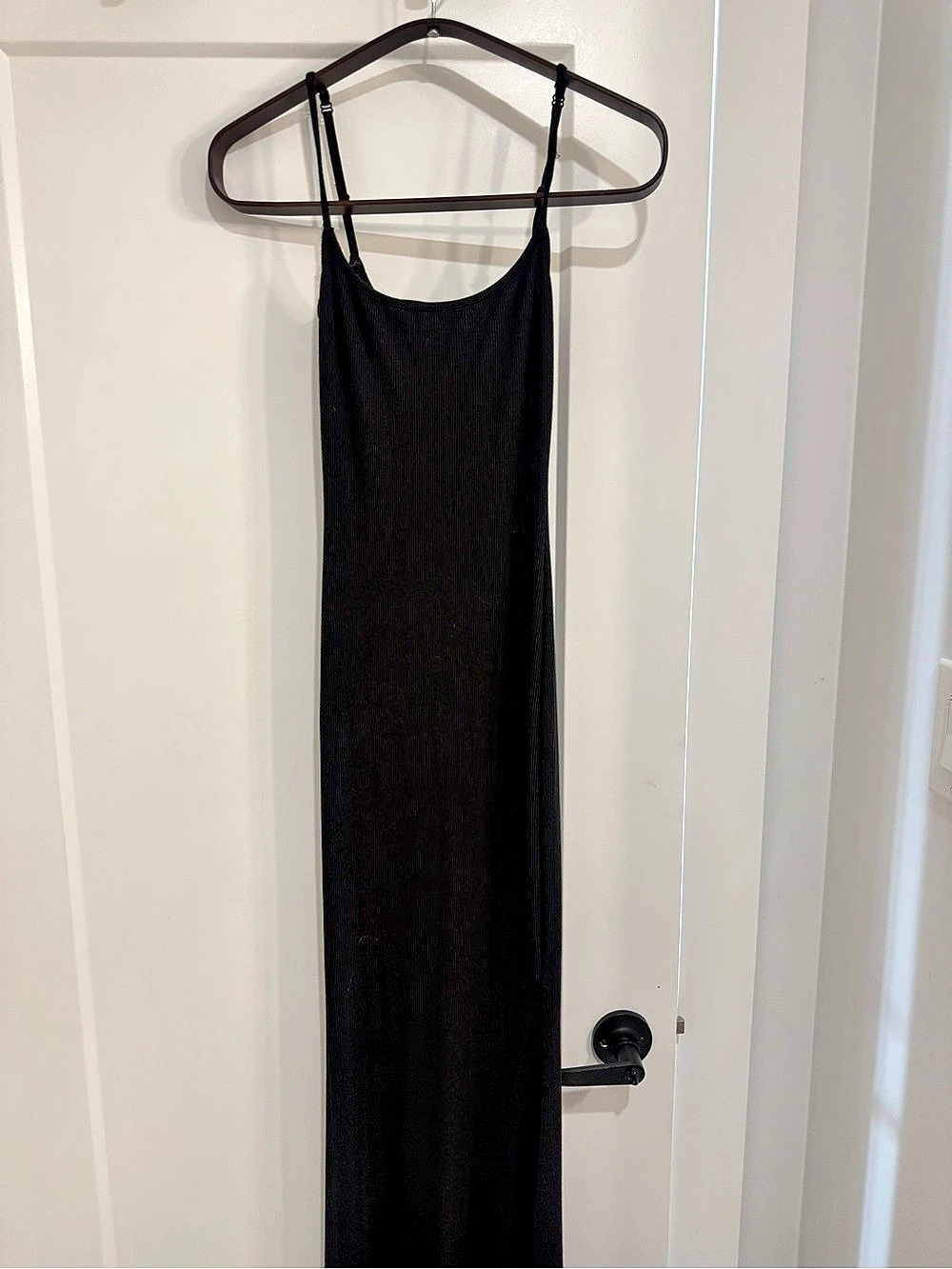 SKIMS Lounge Maxi Dress in Black Size S Like New